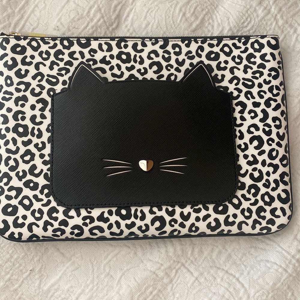 Kate Spade large zip pouch